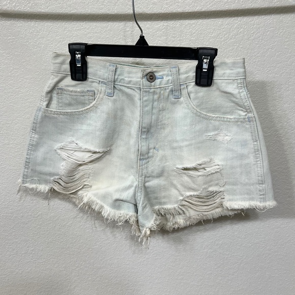 Hollister denim shorts - Picture 1 of 3